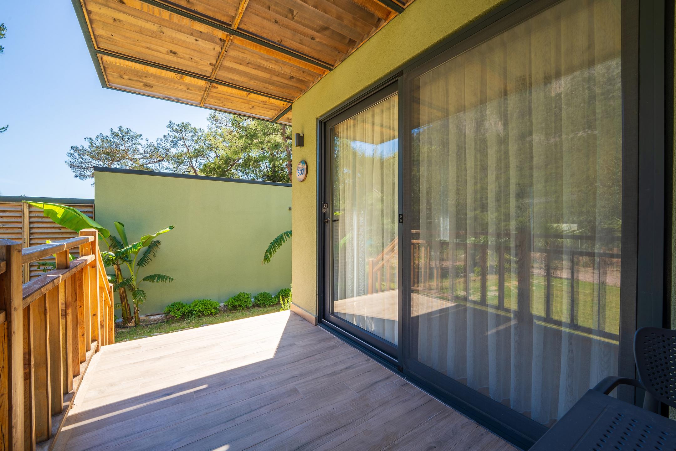 Palm Suites