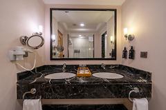 Ana Bina Deluxe Suite Yandan Deniz Tarafı
