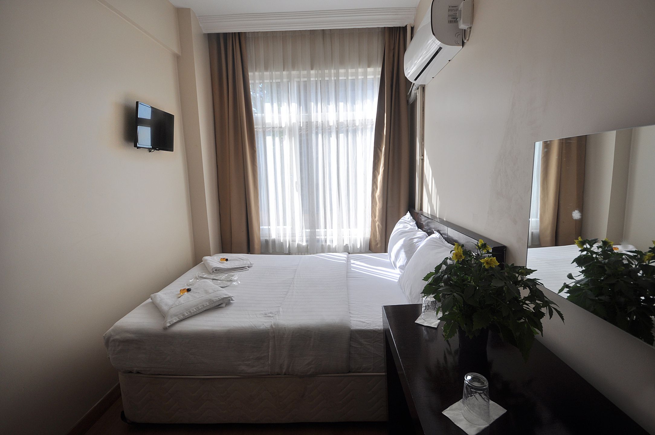Lido Baykal Mobilya Musteriler Ideal Mimarlik Fuar Stand Tasarim
