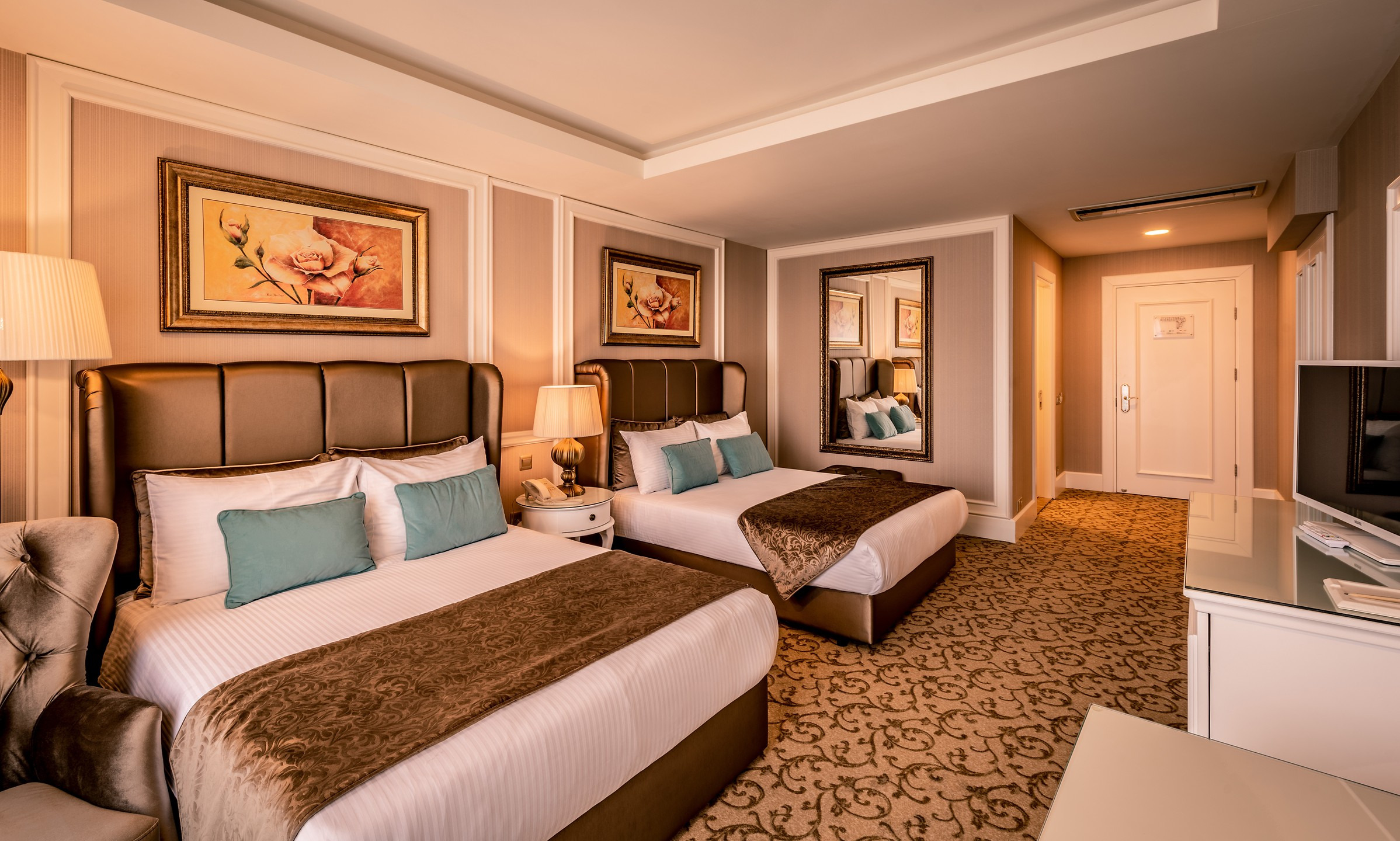 Vuni Palace Hotel — 6