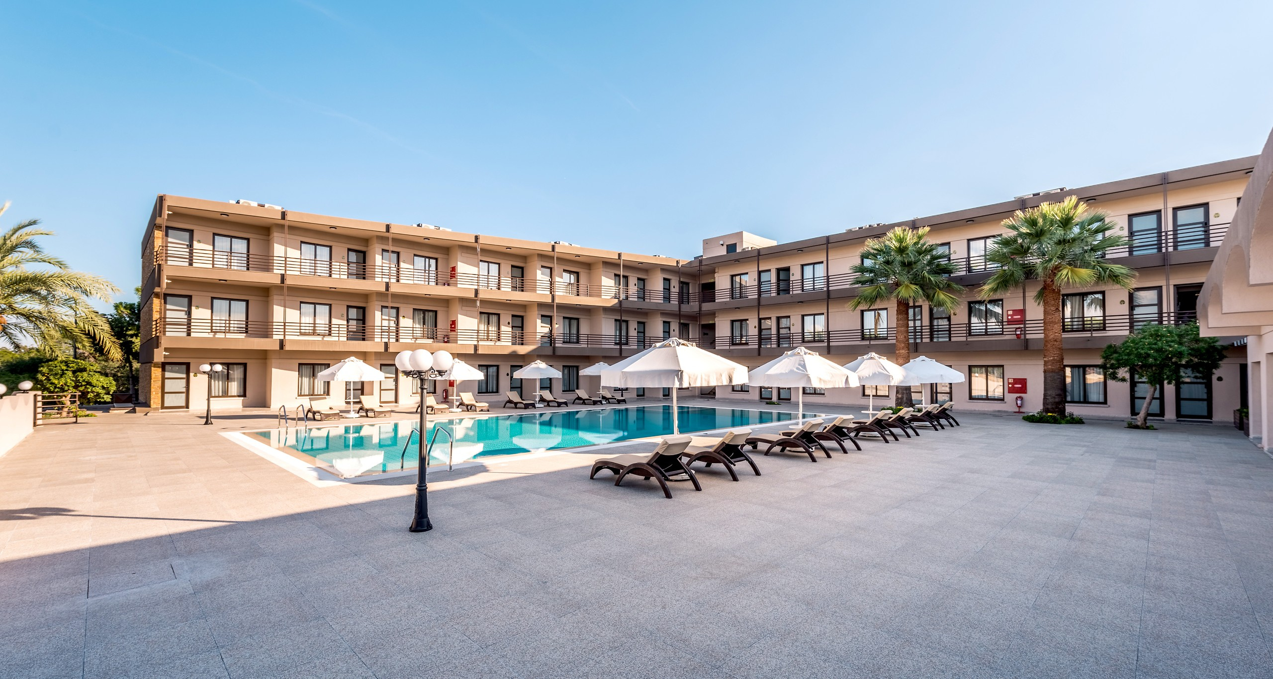 Oscar Park Hotel — 4
