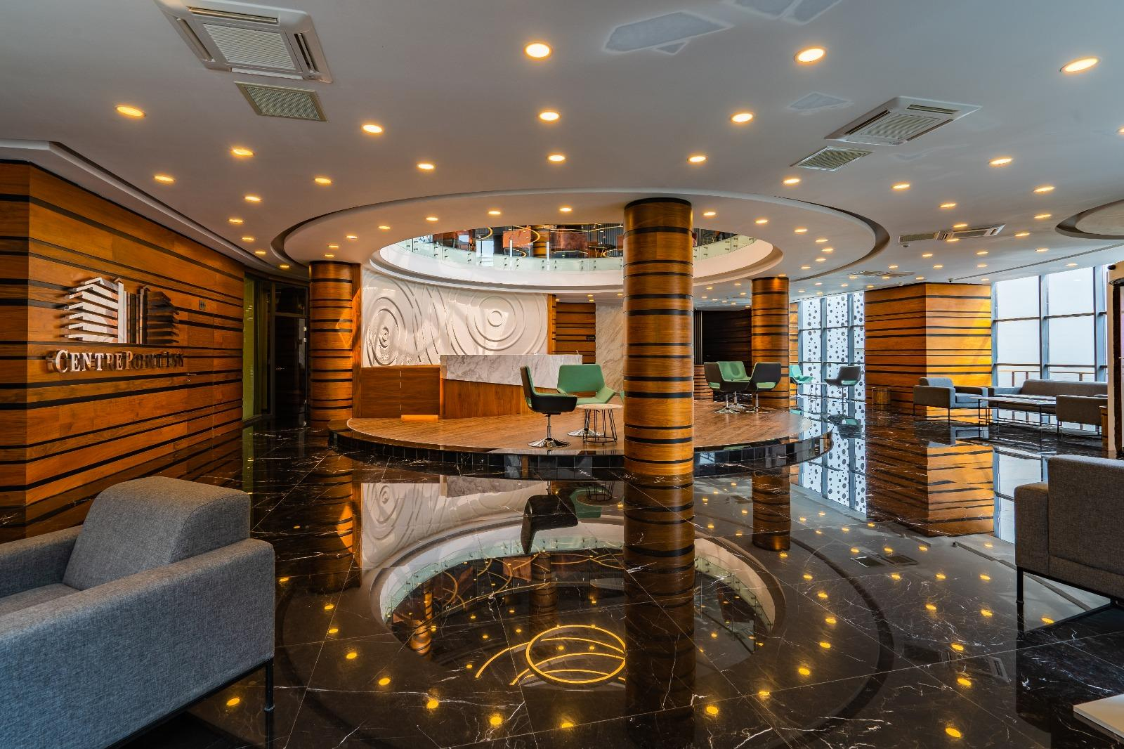 Novel Center Point Hotel — 2