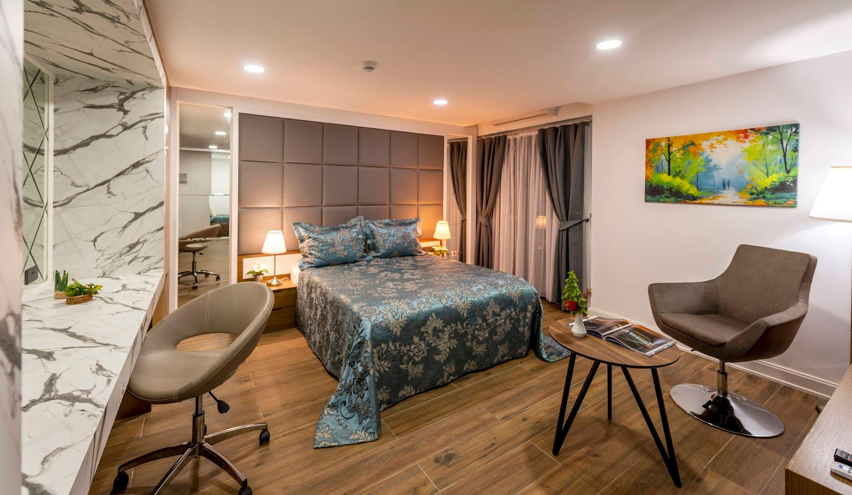 Novel Center Point Hotel — 3