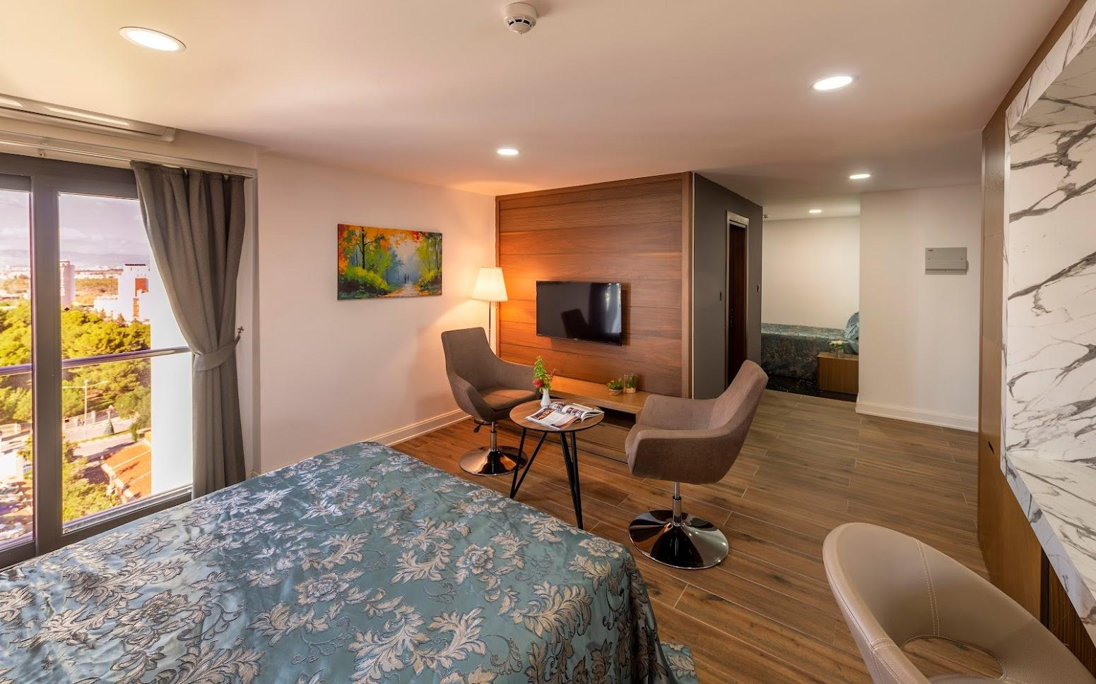 Novel Center Point Hotel — 5