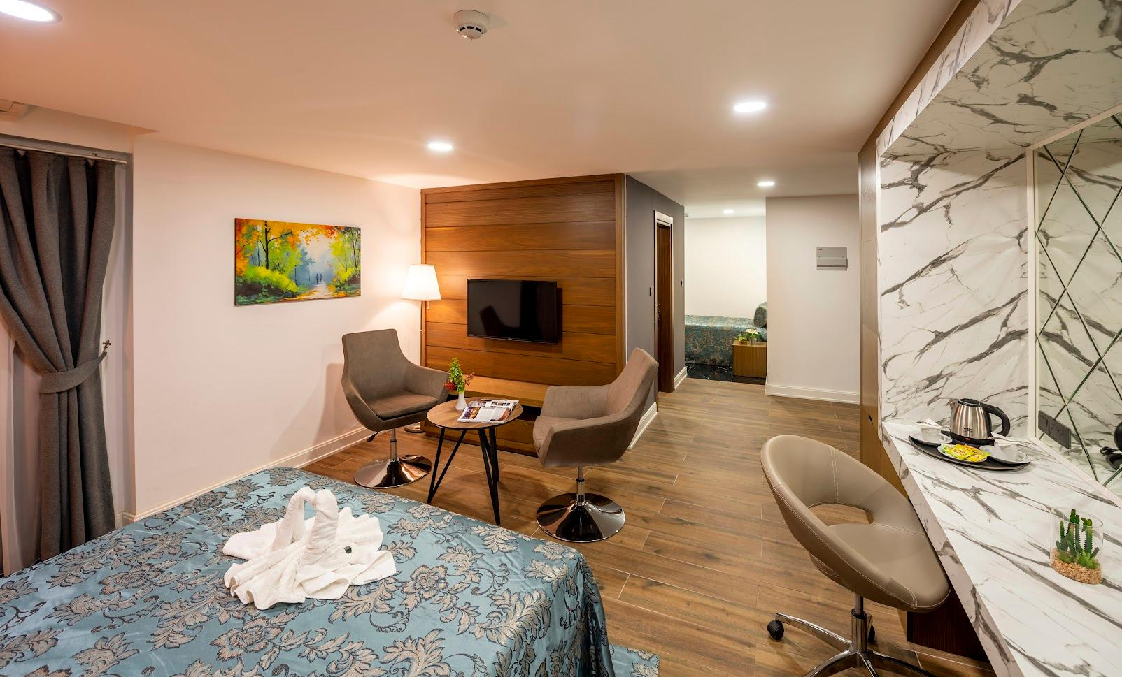 Novel Center Point Hotel — 6