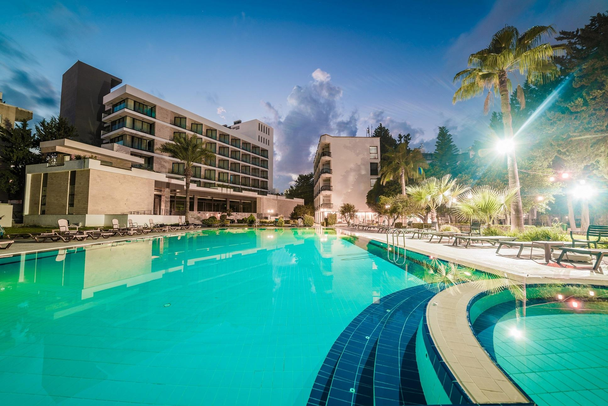 Pia Bella Hotel — 4