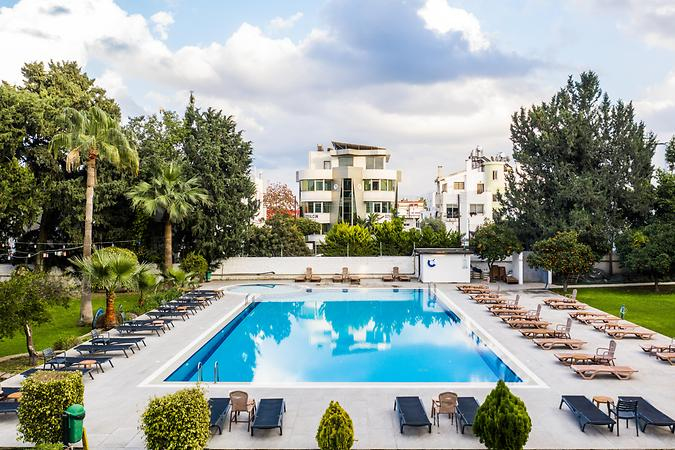 Pia Bella Hotel - 4
