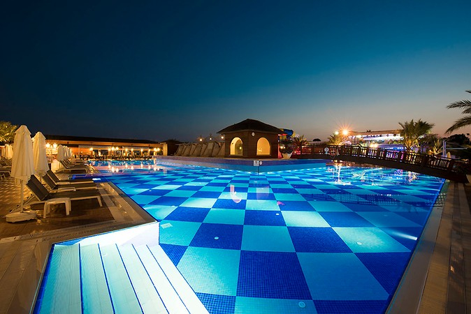 Quattro Beach Spa & Resort Otel Alanya — 9