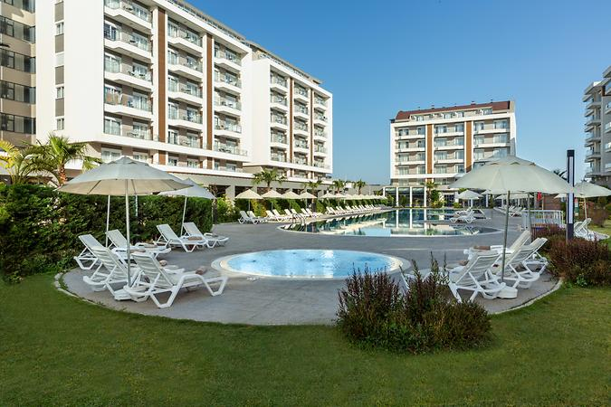 Greenwood Suites Resort - 1