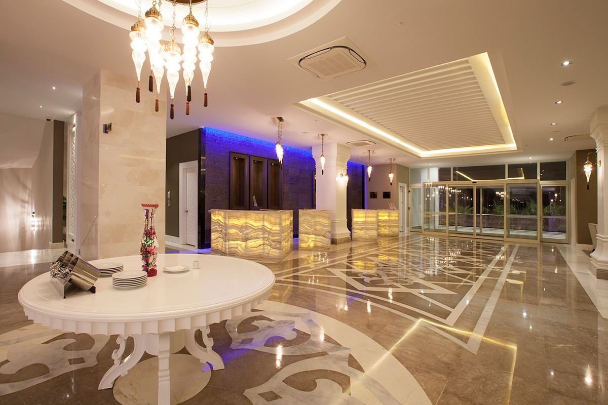 Diamond Elite Hotel & Spa +16 — 7