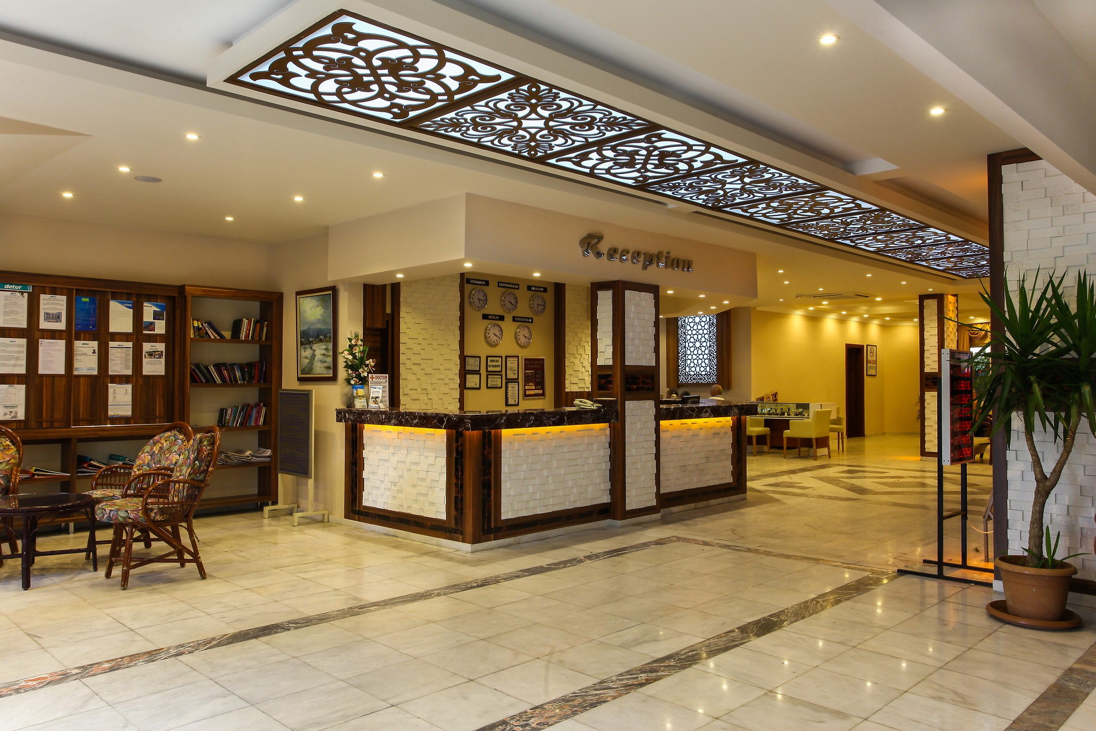 Kleopatra Beach Hotel — 7