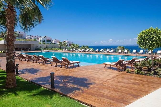 Onlive Hotel - 4
