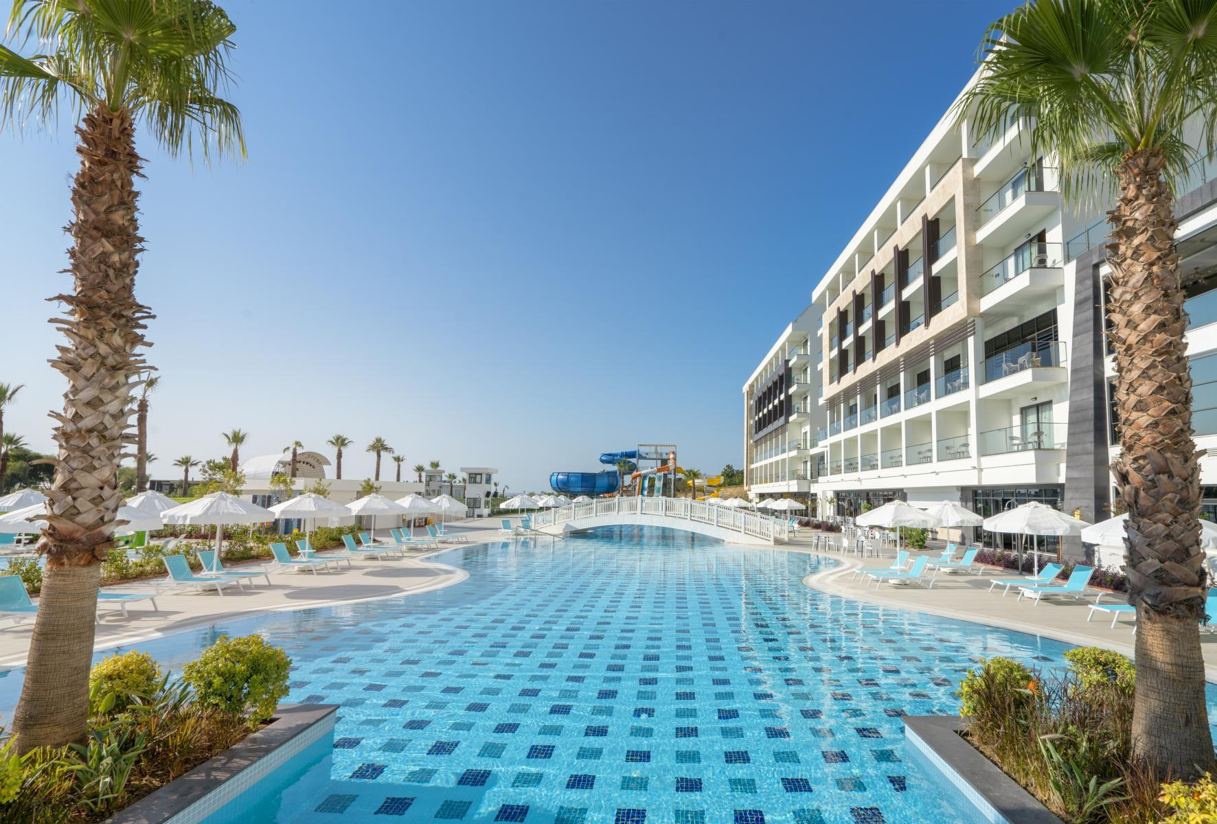 Diamond De Luxe Hotel — 7