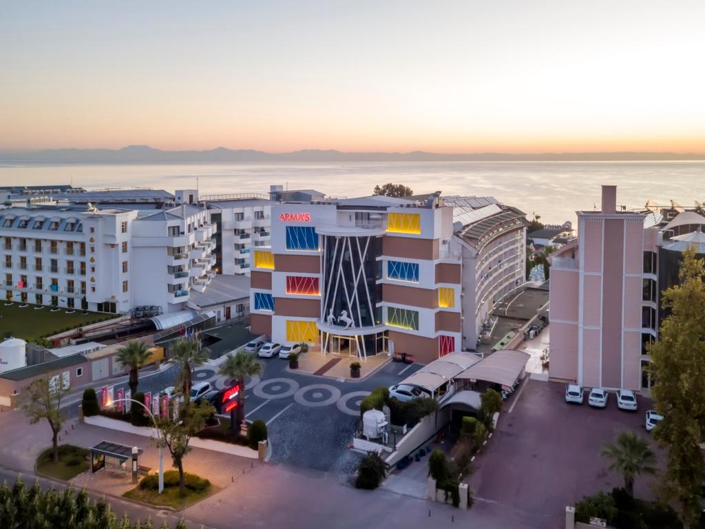 Armas Beach Hotel — 9
