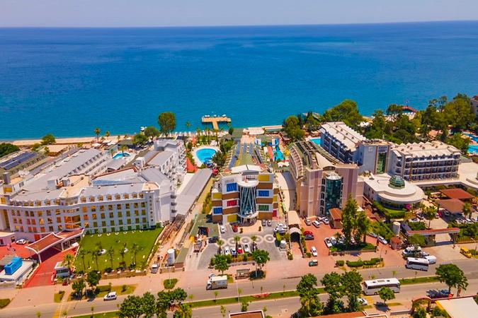 Armas Beach Hotel
