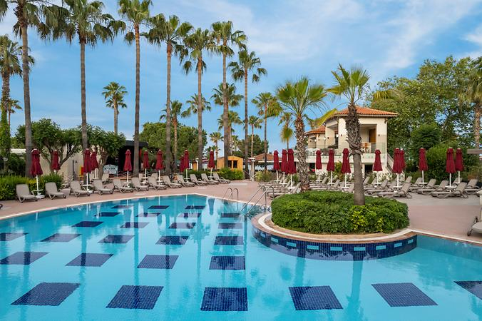 Trendy Palm Beach (Adults Only, 16+) — 8