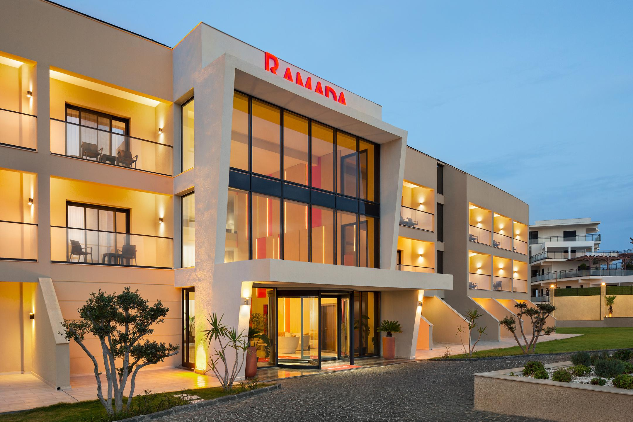 Ramada By Wyndham Çeşme — 6