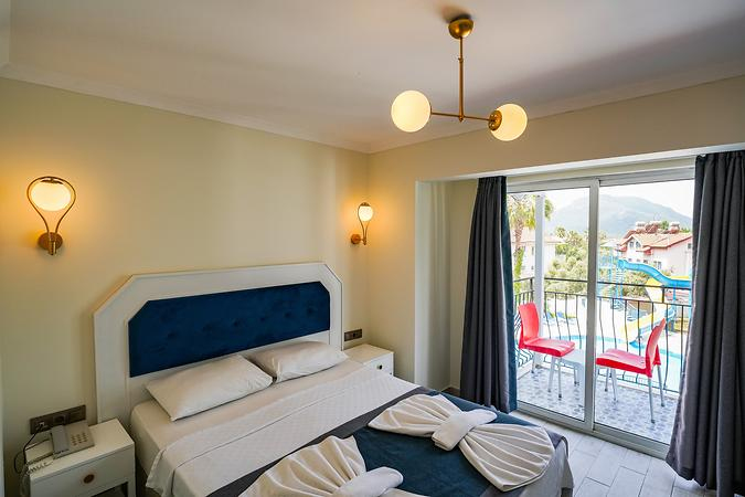 Blue Pearl Hotel - 3