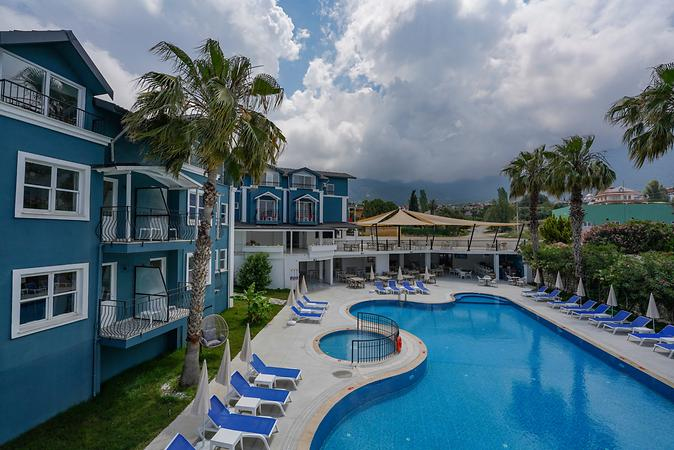 Blue Pearl Hotel - 2