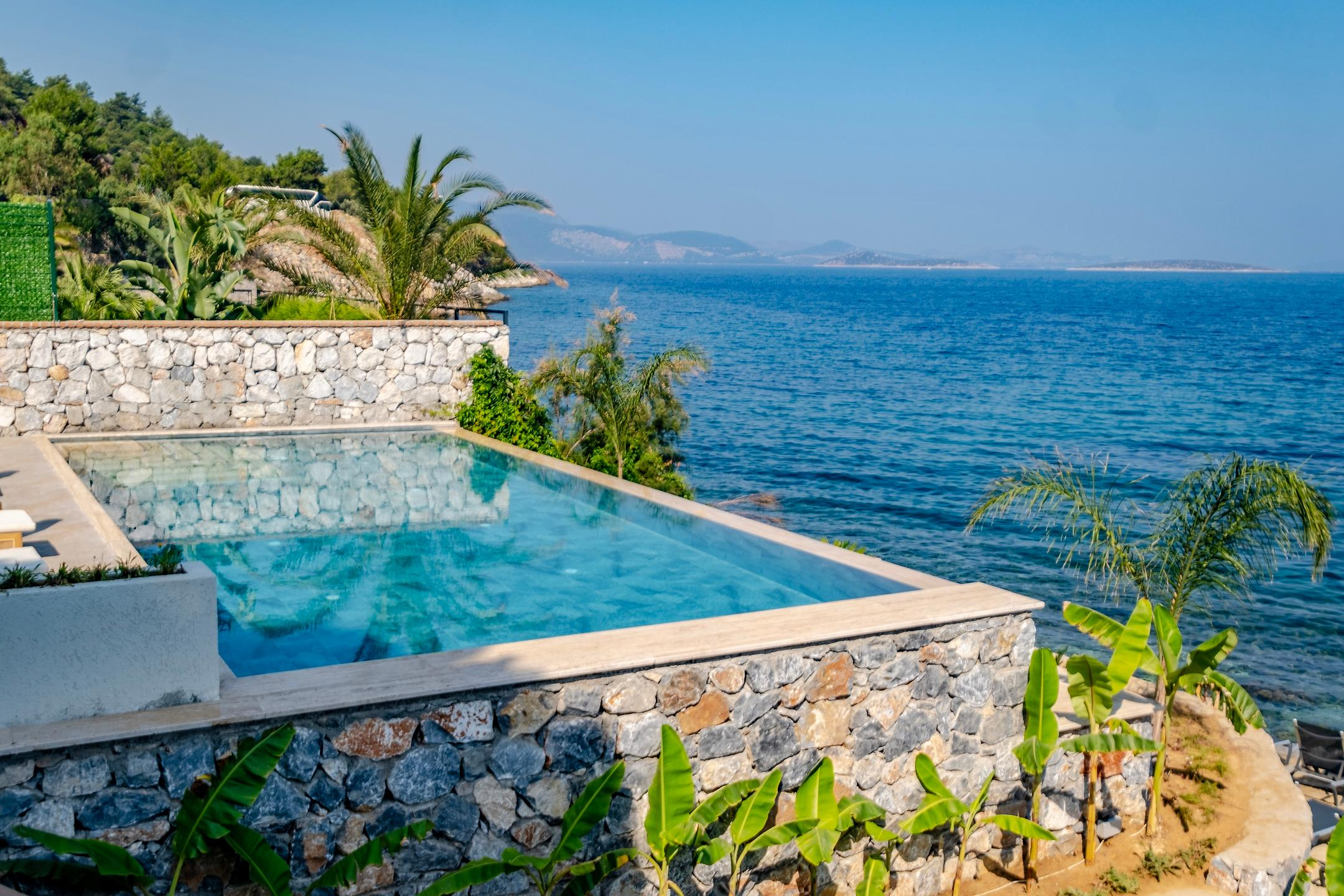 Isolina Hotel — 7
