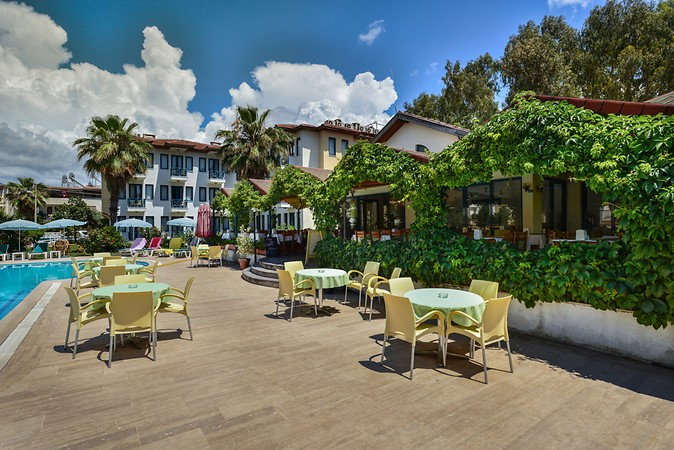 Bezay Hotel — 8