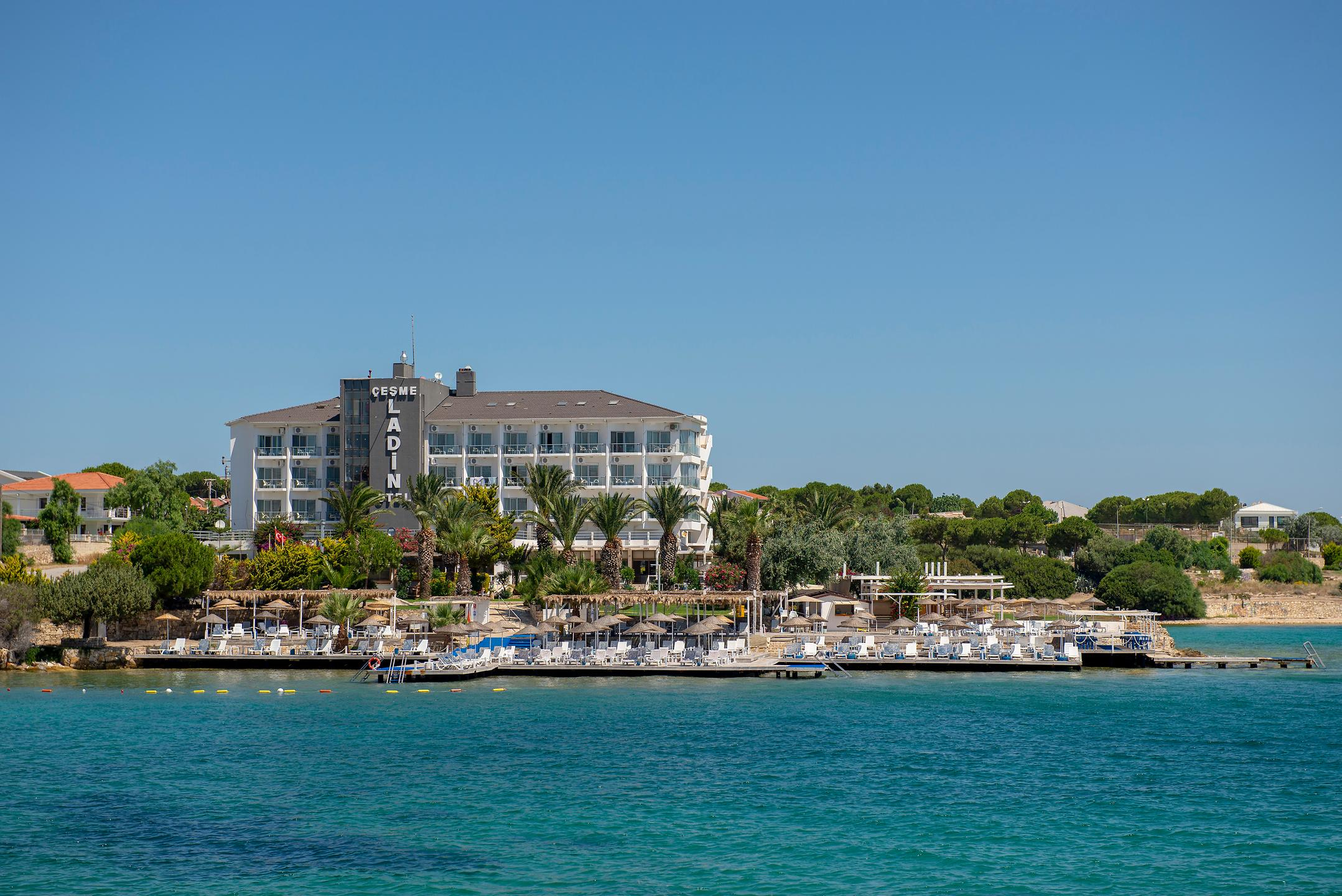 Ladin Otel — 4