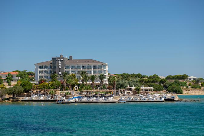 Ladin Otel - 3