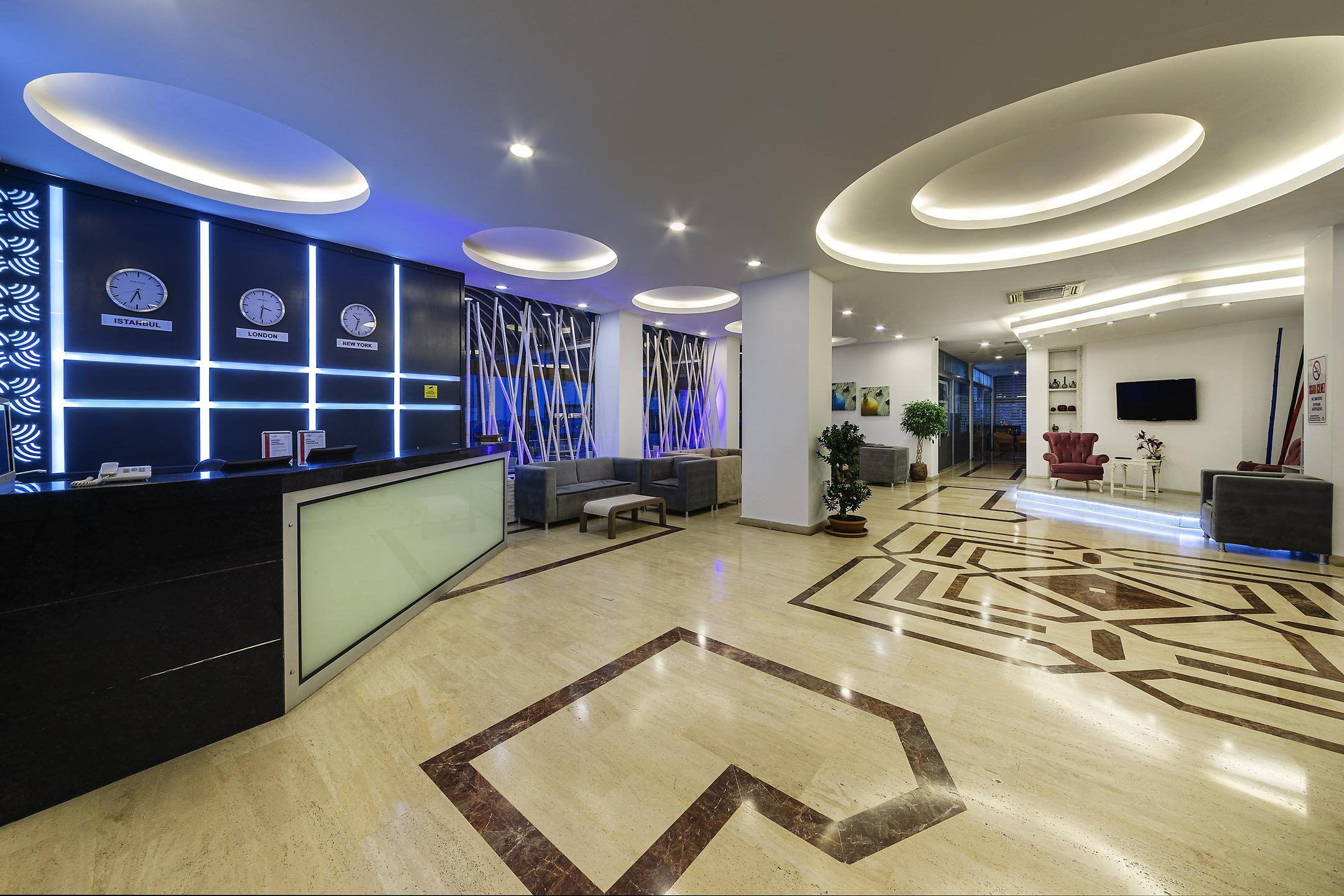 K Maris Hotel — 6