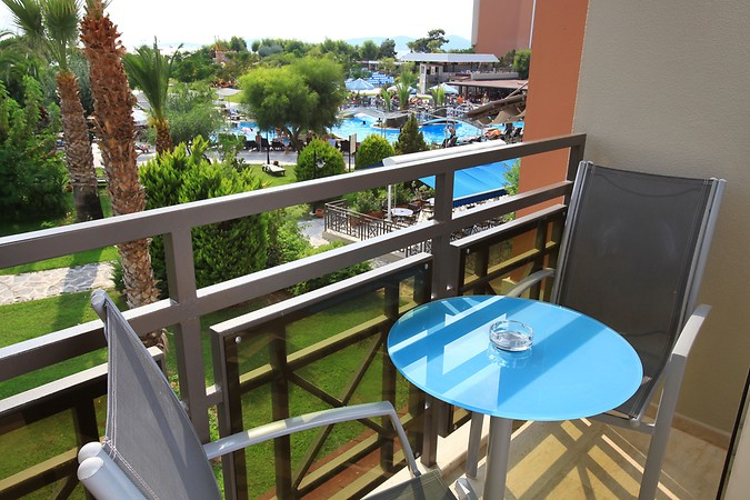 Cactus Club Yal Hotels & Resort | Etstur