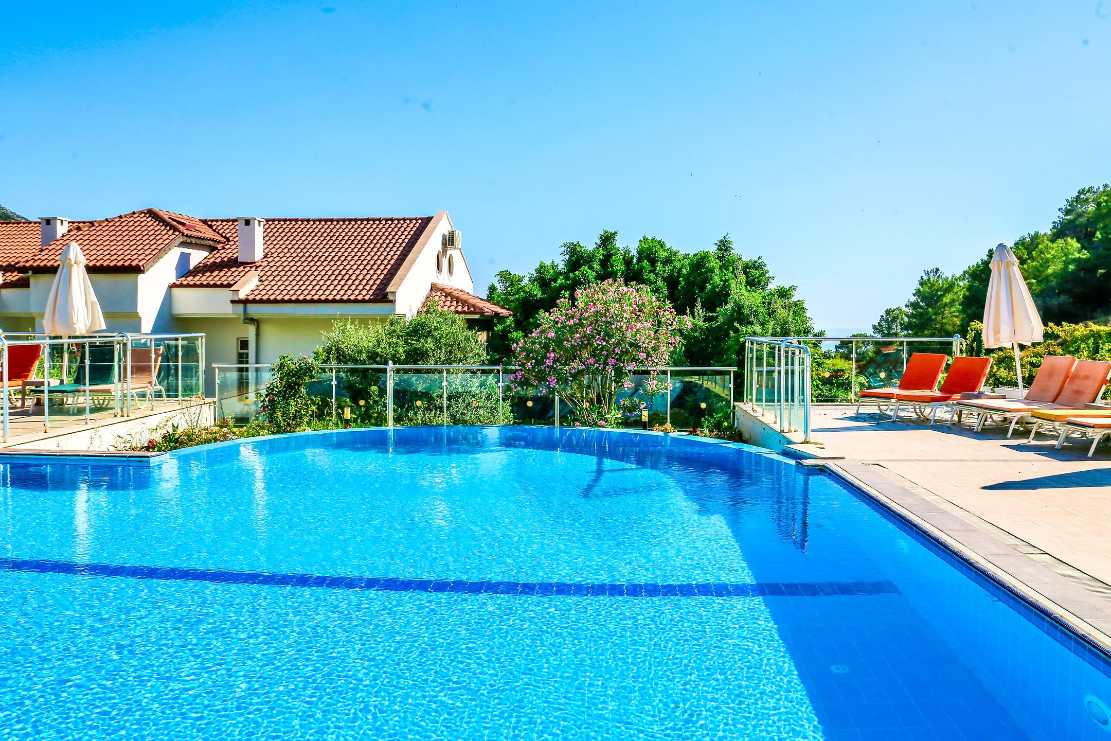 Sertil Deluxe Tropical Suites — 6