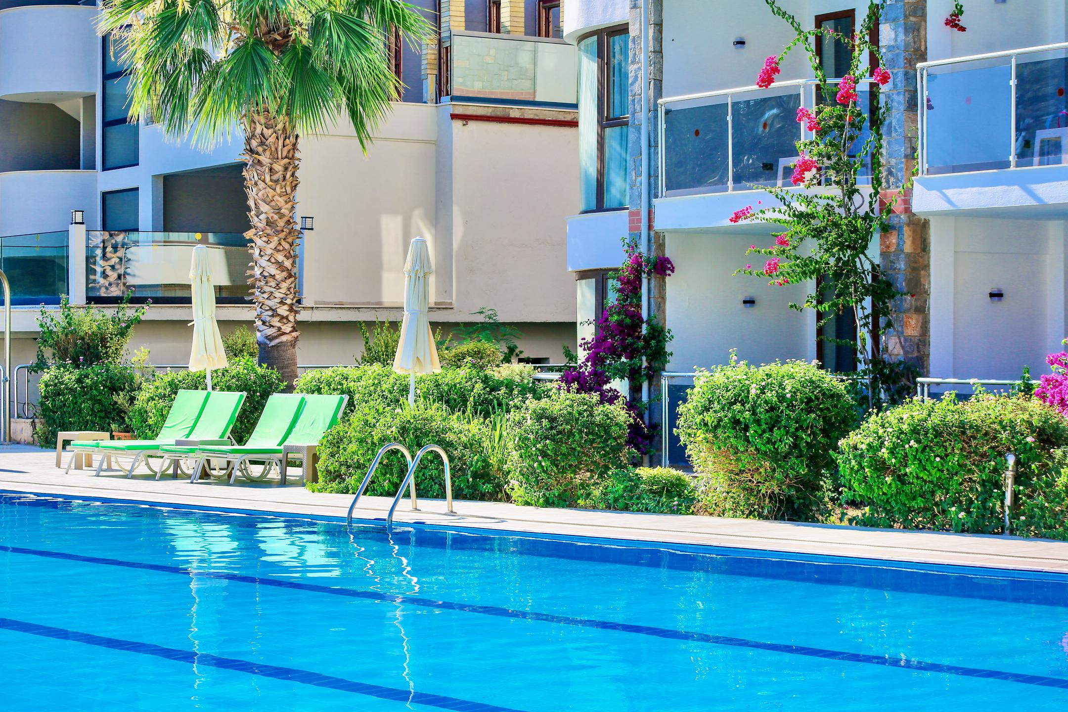 Sertil Deluxe Tropical Suites — 8