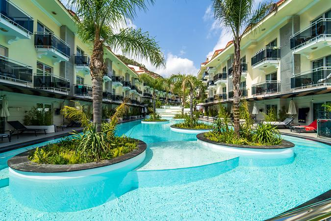 Montebello Resort Hotel - 1