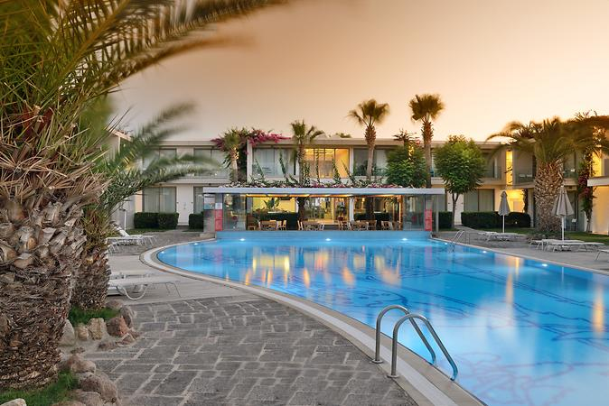 Lugga Boutique Hotel & Beach - 2