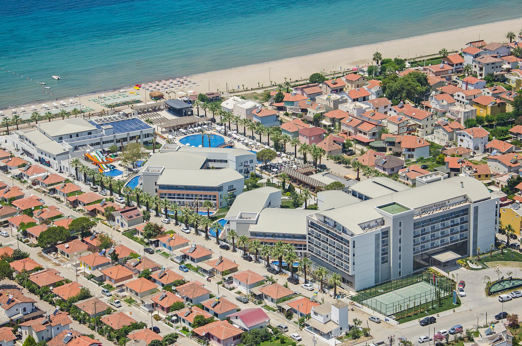 Palm Wings Beach Resort & Spa Kuşadası — 4