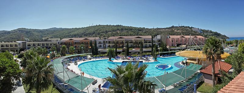 Aqua Fantasy Aquapark Hotel Spa - 3