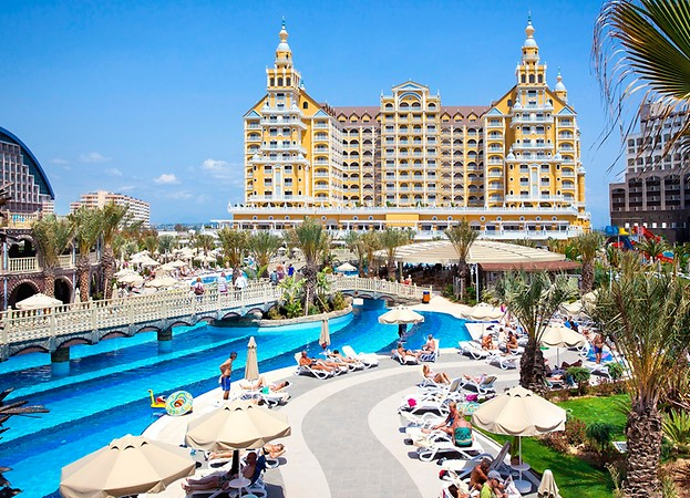 Royal Holiday Palace - 4