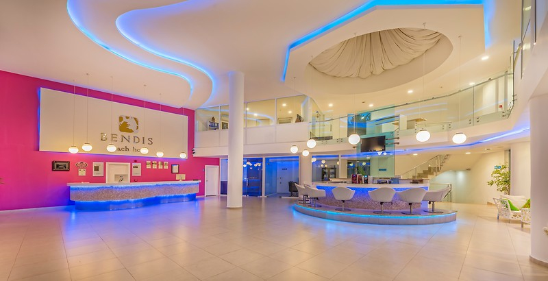 Bendis Beach Hotel - 1