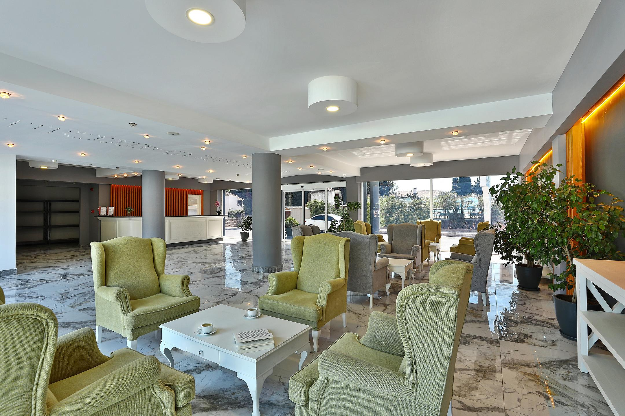 Summer Garden Suites & Beach Hotel — 8