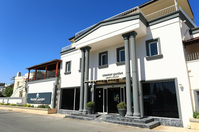 Summer Garden Suites & Beach Hotel - 3