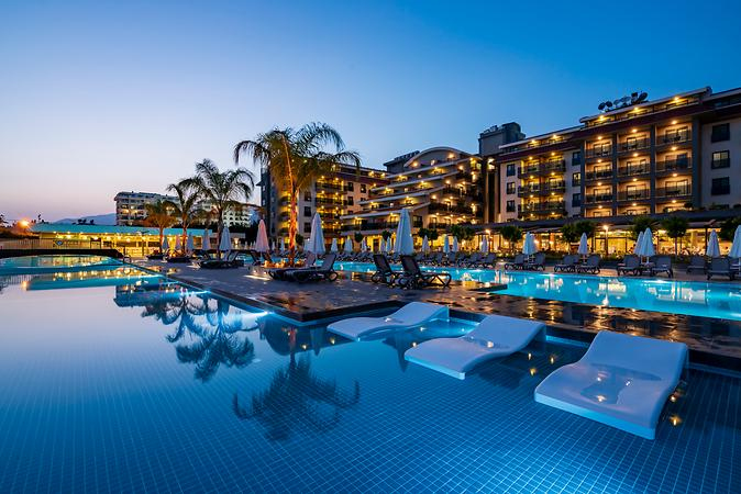 Green Garden Resort & Spa Hotel - 2