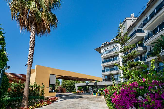 Green Garden Resort & Spa Hotel - 4