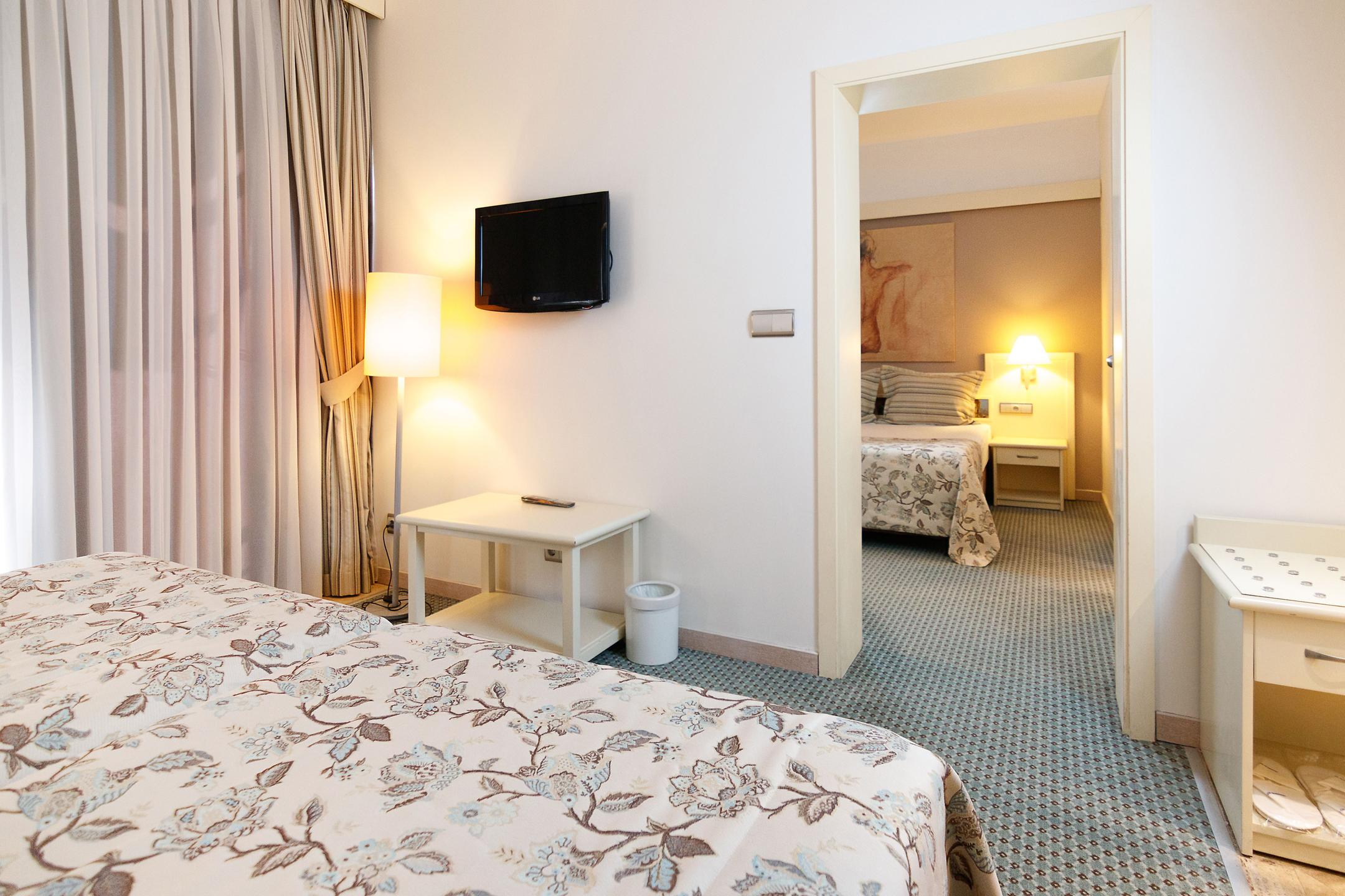 Sunrise Resort Hotel — 9