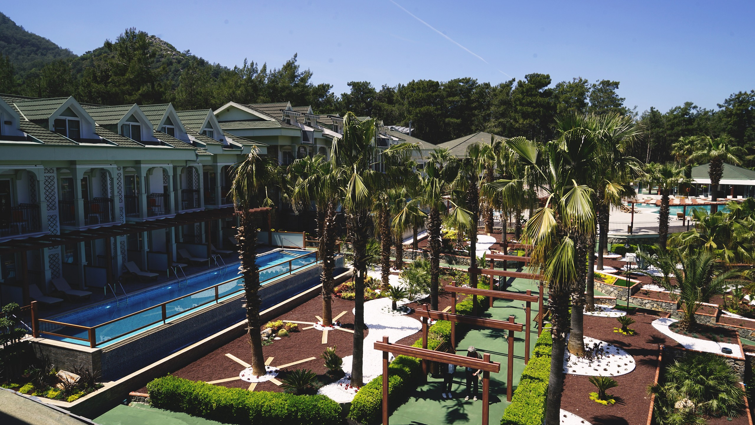 Green Forest Holiday Village — 9