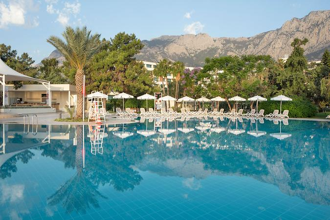 Mirage Park Resort - 3