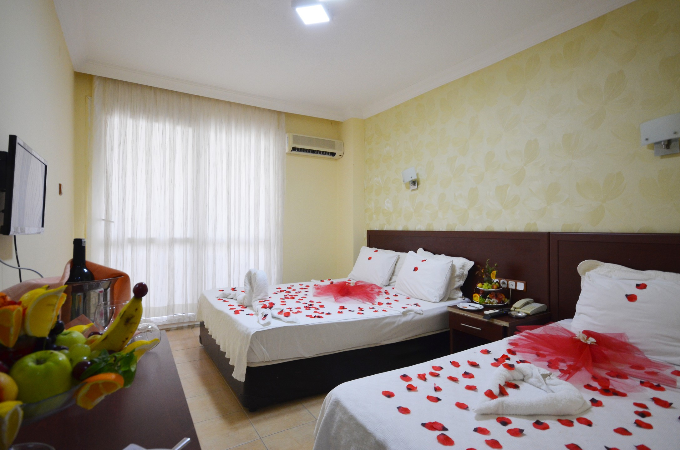 Park Admiral Hotel — 9