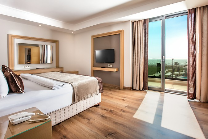 Deniz Manzaralı Suite