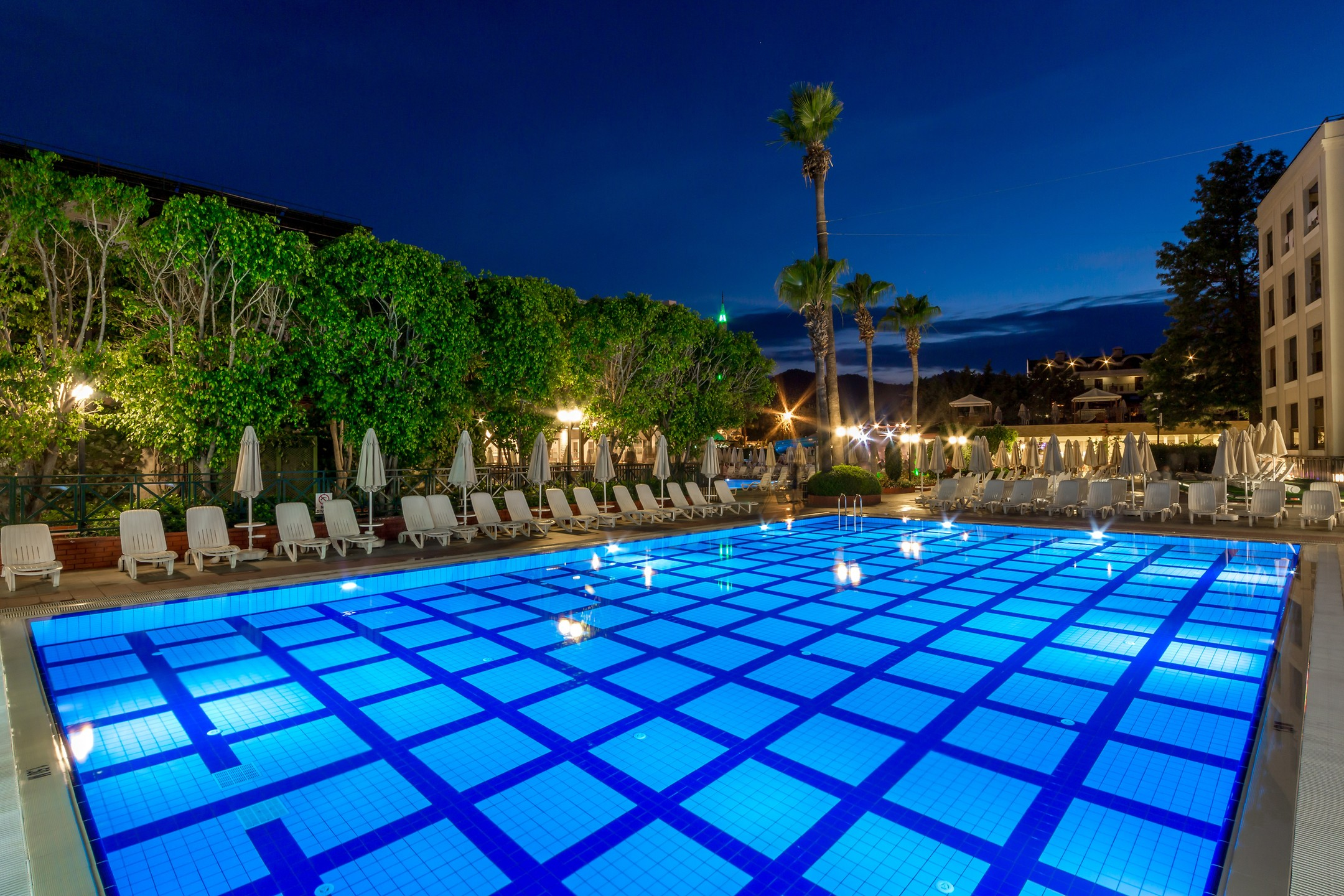 Julian Club Hotel — 8