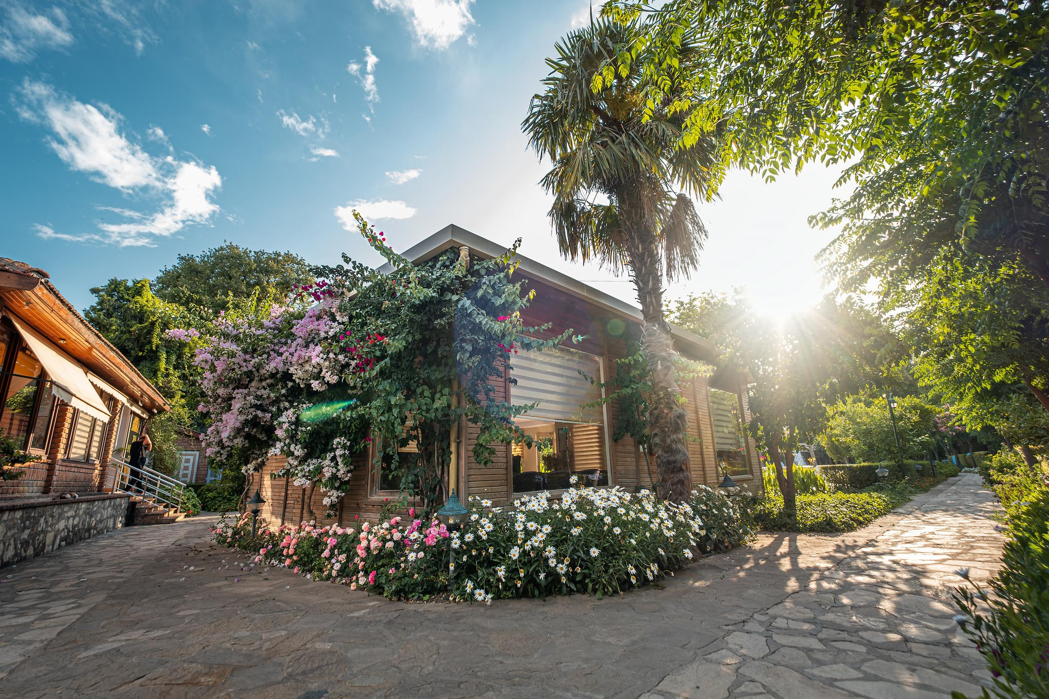 Can Garden Beach — 9