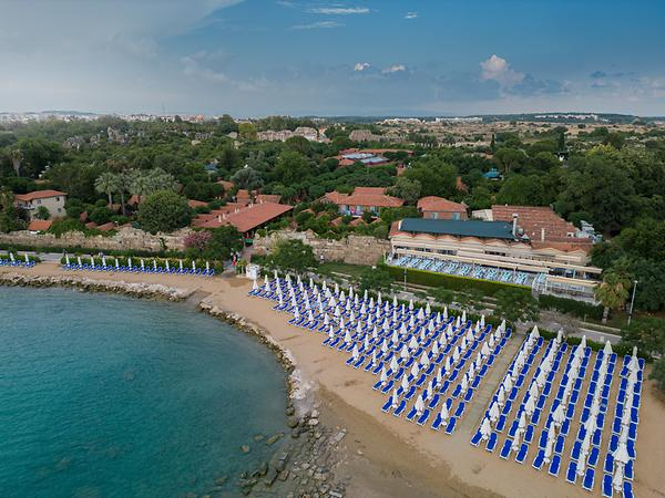Can Garden Beach - 1