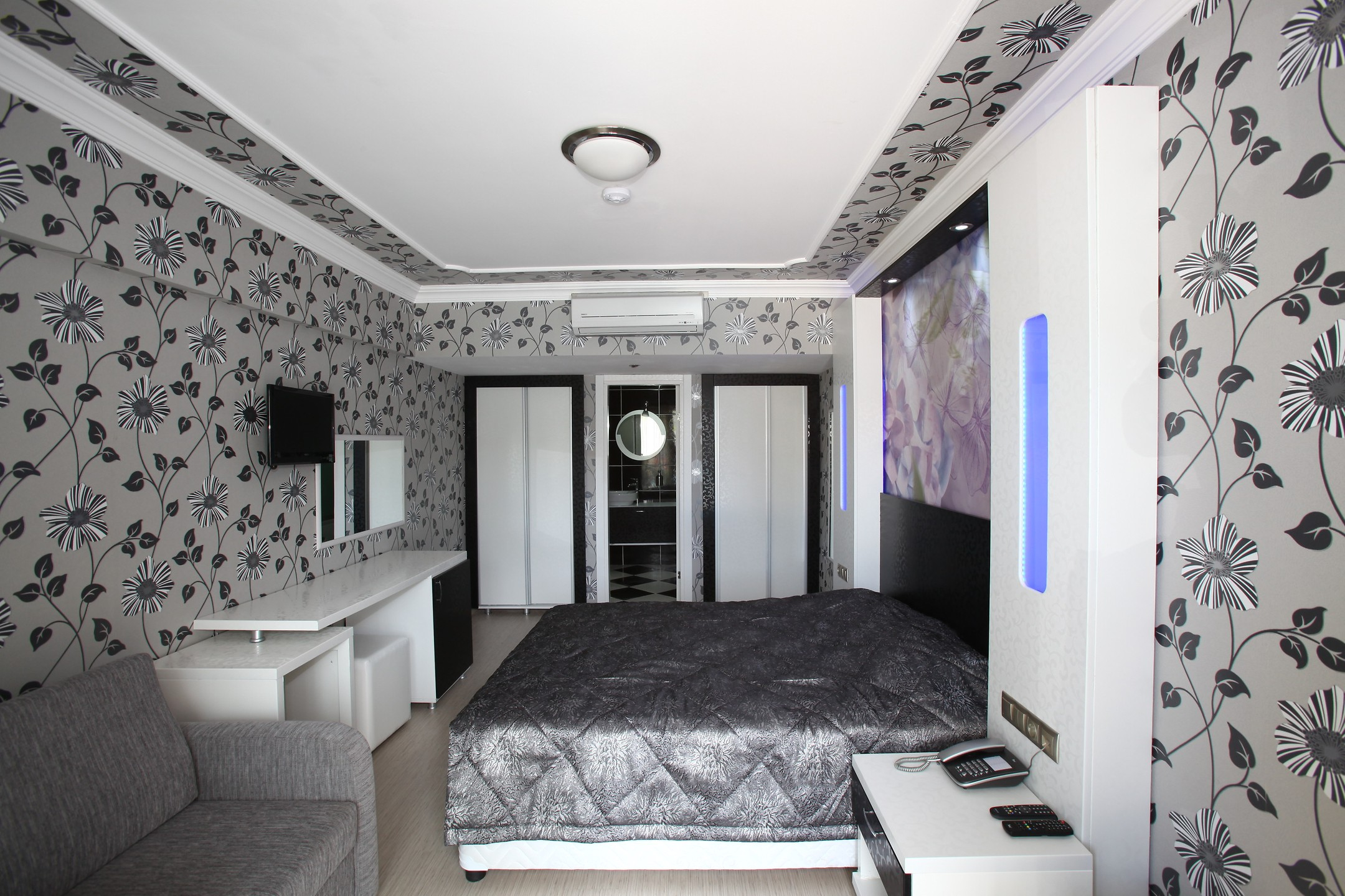 Delfi Hotel — 7